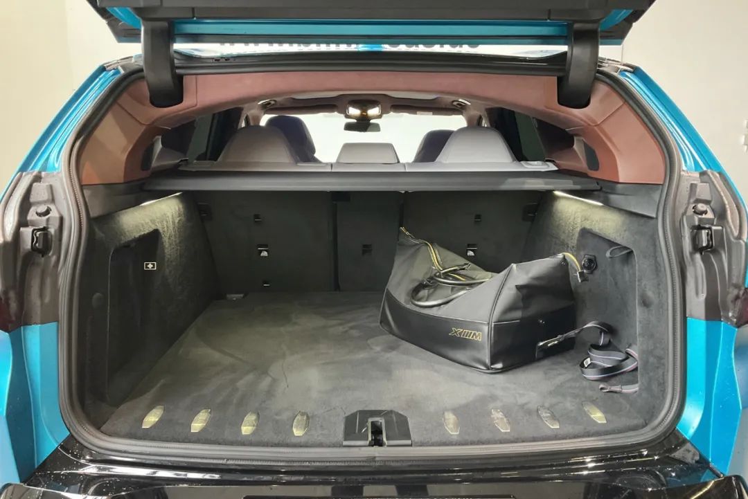 旗艦寶馬SUV,為何銷量如此慘淡?