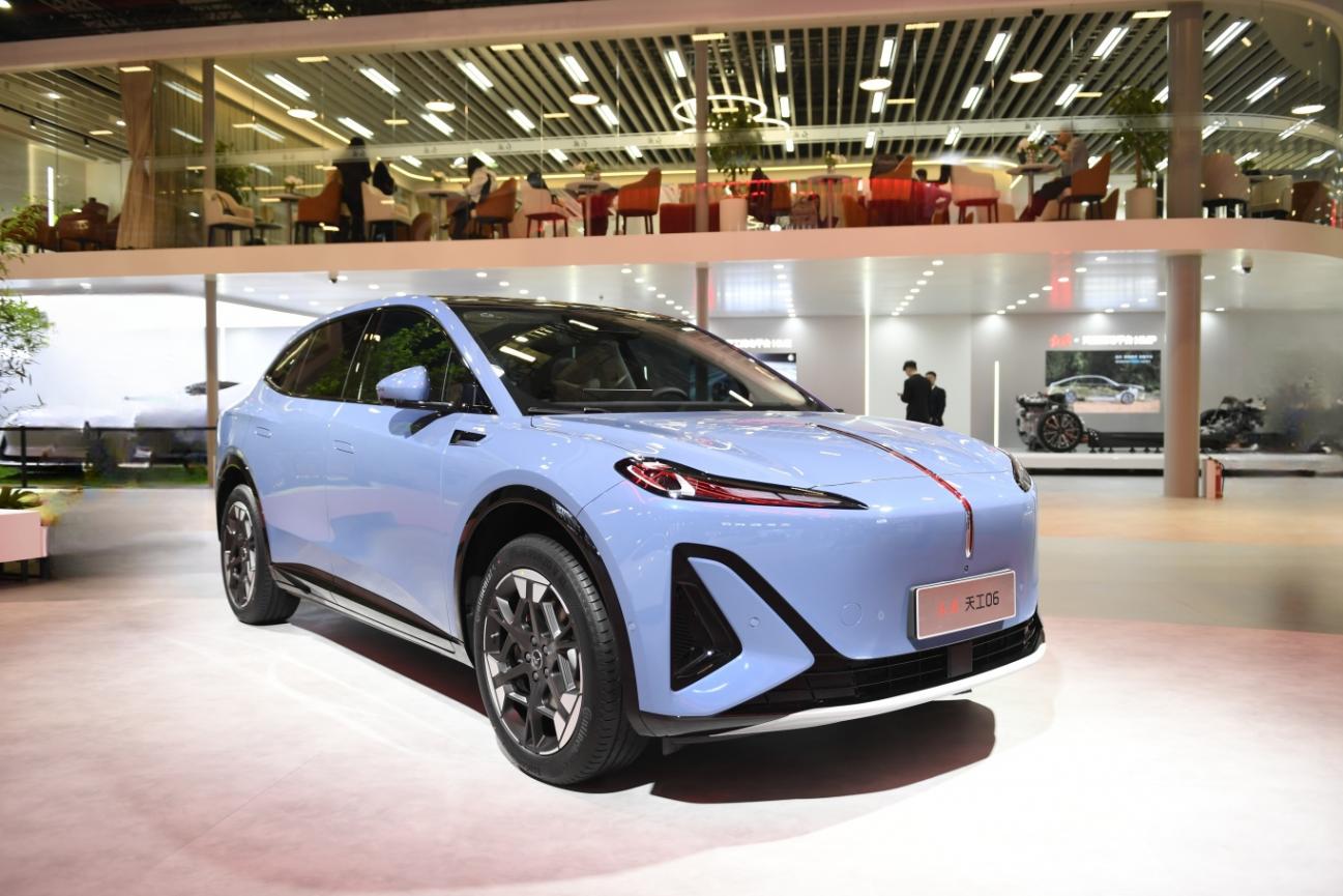 【旗·鑒】2025上海車展丨紅旗品牌新智國(guó)潮豪華純電SUV——天工06