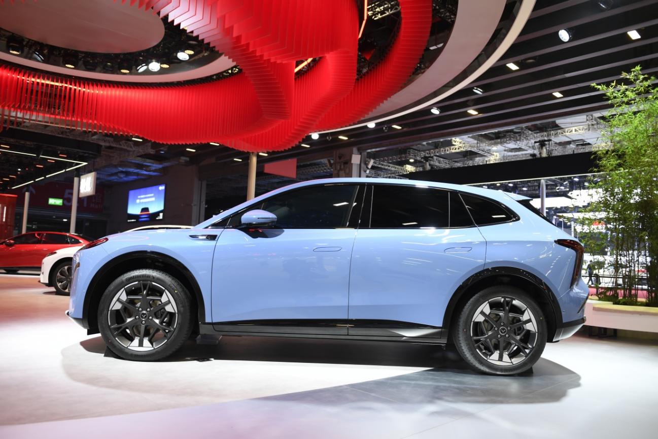 【旗·鑒】2025上海車展丨紅旗品牌新智國(guó)潮豪華純電SUV——天工06