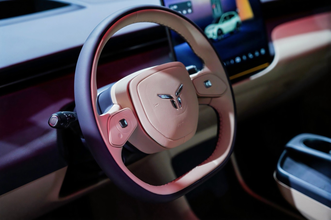 【旗·鑒】2025上海車展丨紅旗品牌新智國(guó)潮豪華純電SUV——天工06