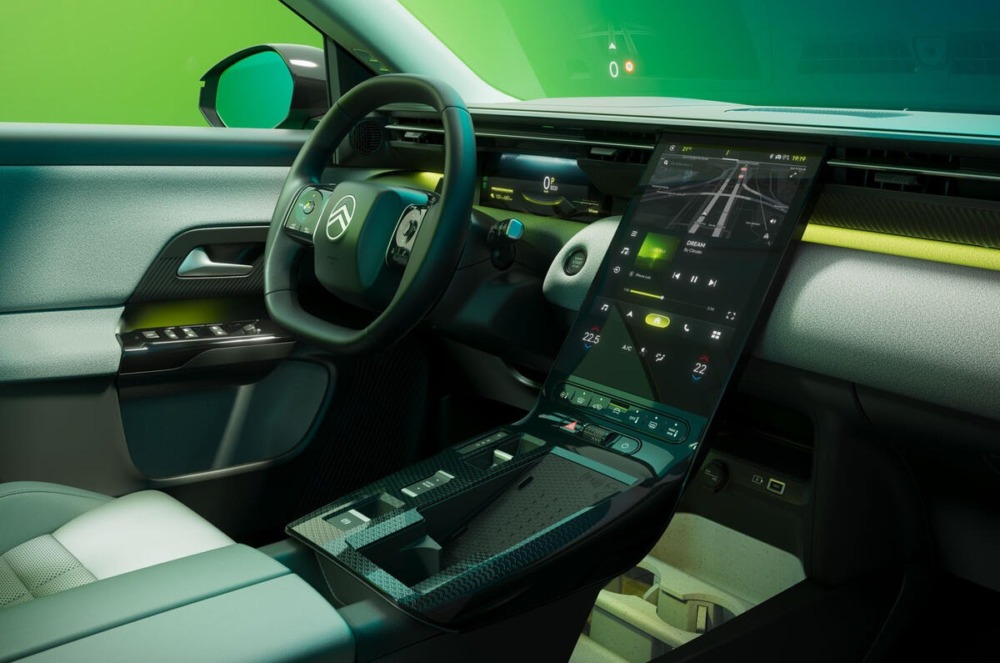 雪鐵龍全球首發(fā)第二代C5 Aircross旗艦SUV 純電版續(xù)航達680公里