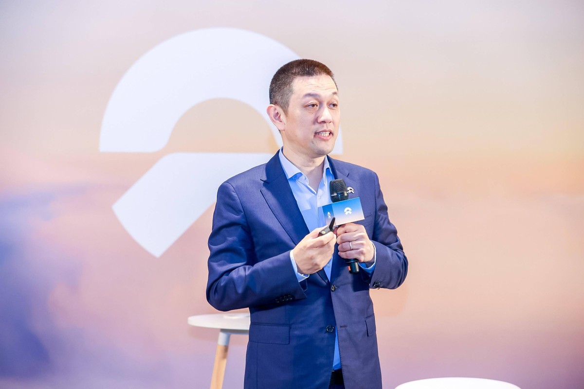 ?蔚來三網(wǎng)合一:是戰(zhàn)略收縮,還是品牌進(jìn)化的“破繭”?